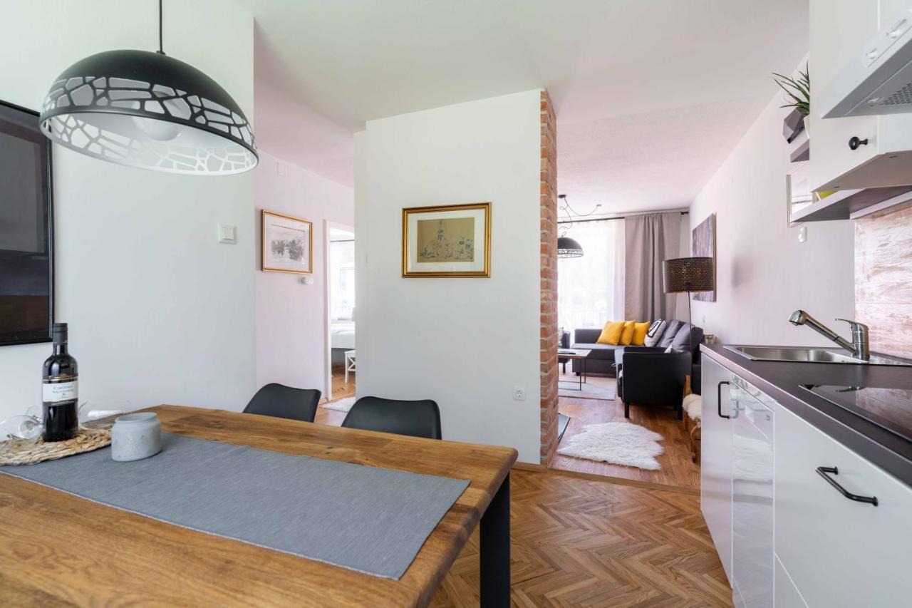 Apartma Pecek 克拉尼斯卡戈拉 外观 照片
