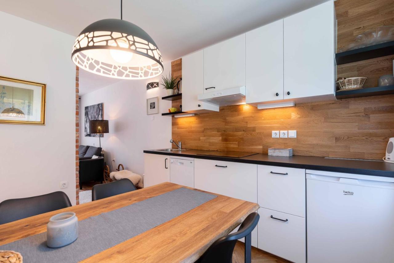 Apartma Pecek 克拉尼斯卡戈拉 外观 照片